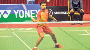 Indian players dominate badminton series