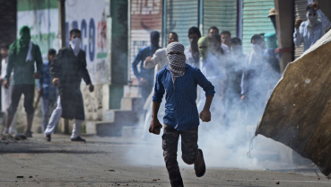 2 protesters die in Kashmir as curfew quiets Eid festivities