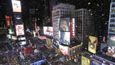 Throngs to pack Times Square for mild, rainy New Year’s Eve