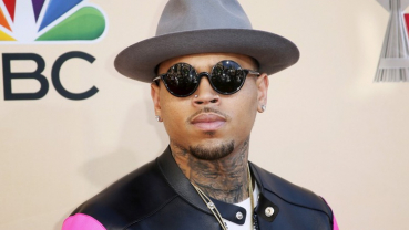 Singer Chris Brown files slander case over Paris rape allegation