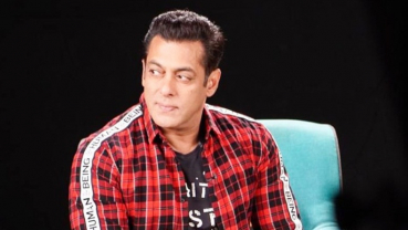 Journalist files complaint against Salman Khan, accuses him of assault
