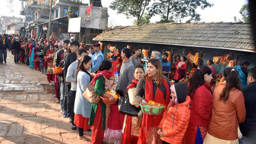 Devotees throng goddess shrines across the country to observe Maha Astami