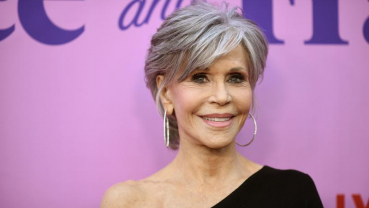 Jane Fonda says she has cancer, is dealing well with chemo