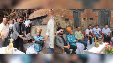 KMC Mayor Balen Shah hands over crown of Nephop to ‘Bajrachrya Guru’ after controversy