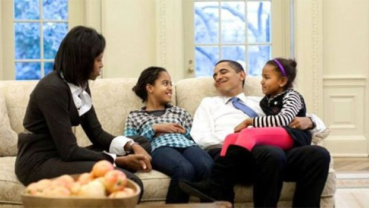 Obama Shares Heartfelt Facebook Message to Sasha and Malia