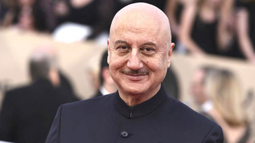 Anupam Kher suffers a minor injury on the sets of his next film