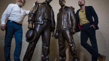 ‘Breaking Bad’ statues shine light on actors, Albuquerque