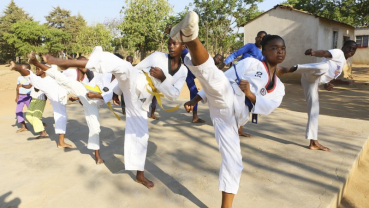 Zimbabwean teen teaches taekwondo to fight child marriage