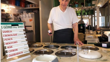 Flavours of ice cream maker, 87, makes Hungarians nostalgic