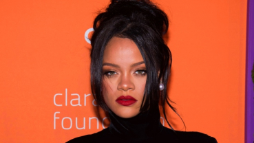 Rihanna to release 500-page 'visual' autobiography