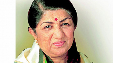 Lata Mangeshkar is 'stable', confirms family