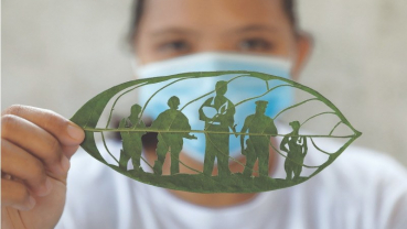 After factory layoff, Filipina cashes in on 'leaf art' venture