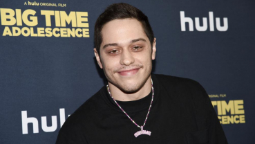 Pete Davidson to do 50 hours community service after charge of driving into Beverly Hills house