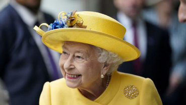 Queen Elizabeth offers thanks as Platinum Jubilee celebrations begin