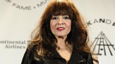Ronnie Spector, ’60s icon who sang ‘Be My Baby,’ dies at 78