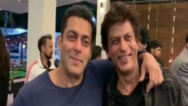 Salman Khan's birthday wishes for "industry's King Khan" is just adorable!