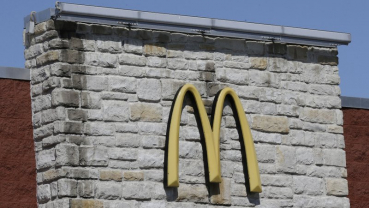 McDonald’s CEO’s ouster reflects trend on workplace romances