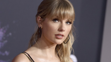 Taylor Swift has finished redoing sophomore album ‘Fearless’