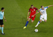 England reaches round of 16 after 0-0 draw with Slovakia
