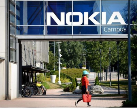 Nokia posts surprise quarterly profit rise on cost cuts