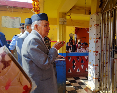 President Paudel pays homage to Jaleshwarnath