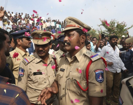 Indian police fatally shoot 4 suspects in gang-rape case