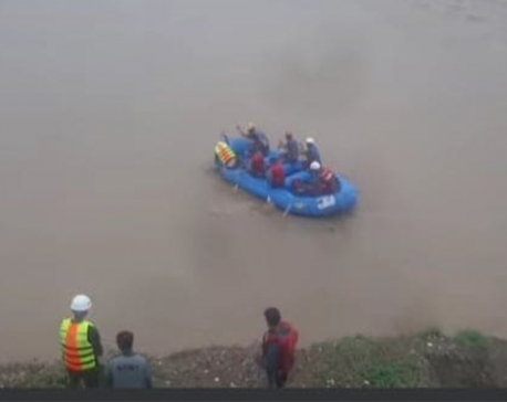 Four stranded in an island due to flood rescued
