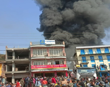 Fire breaks out in Damauli (Photos)