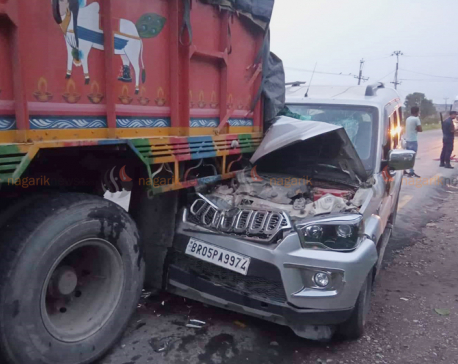 Five injured after Scorpio hits parked truck