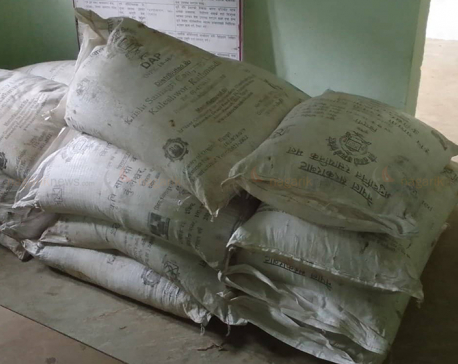 100 sacs of fertilizer meant for Rolpa ‘vanish’ in Dang!