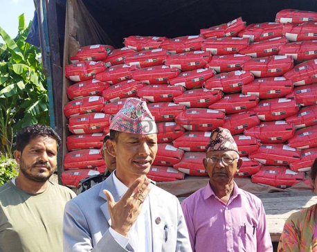 Minister Chaudhary distributes food to flood victims against election code of conduct