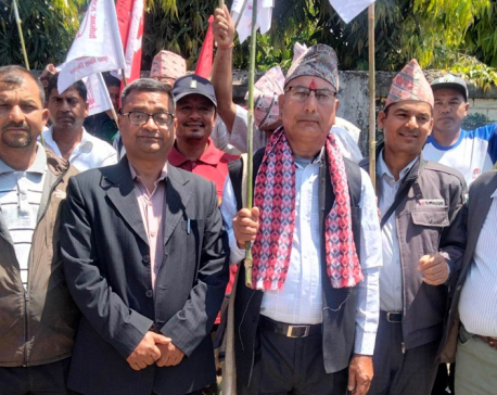 Janak Raj Sharma registers his candidacy from Janamorcha in Chitwan-2