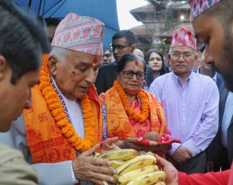 President Paudel visits Krishna Mandir in Patan