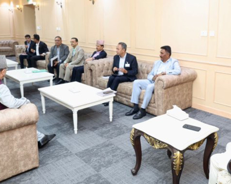 PM Dahal holds discussion to make more labor market dignified and safer