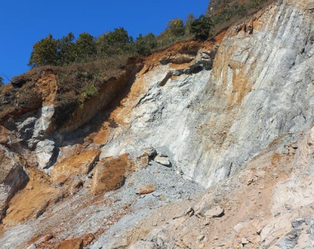 Kaligandaki corridor blocked by dry landslides