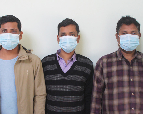 Three fake doctors arrested in Rautahat