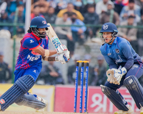 Nepal scores 82 runs, loses four wickets in first 10 overs