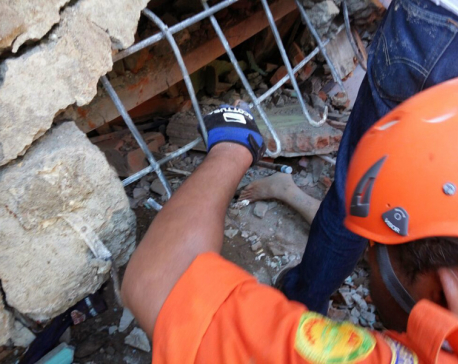 The Latest: Indonesia earthquake death toll rises to 102