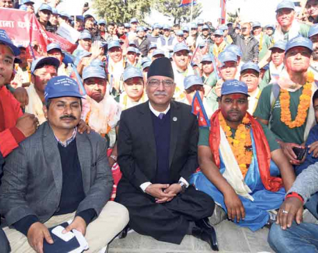 Bara locals urge PM to expedite fast-track, airport projects