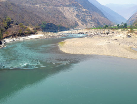Locals urge govt to develop Tamor Hydropower Project