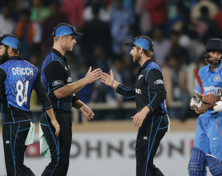 New Zealand beats India by 19 runs in 4th ODI