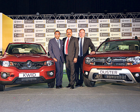 Renault launches Duster, Kwid