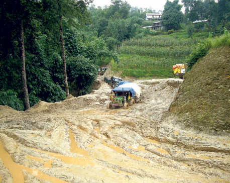 Landslides adding to woes of commuters
