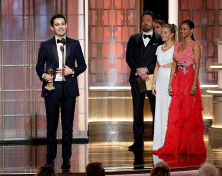 'La La Land' leads all comers at Golden Globes