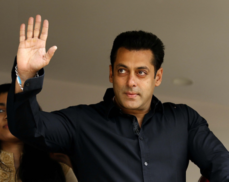 Salman Khan to replace Saif Ali Khan in 'Race 3'!