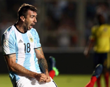 Argentina bring in Pratto for banned Higuain against Bolivia