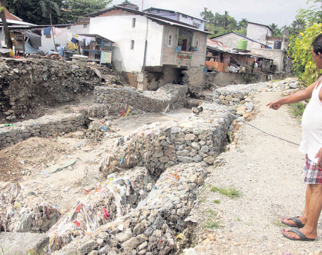 Rivulets pose risk to Dharan settlements