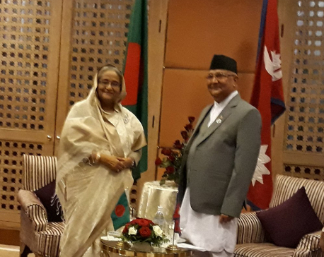 PM Oli meets Bangladeshi PM