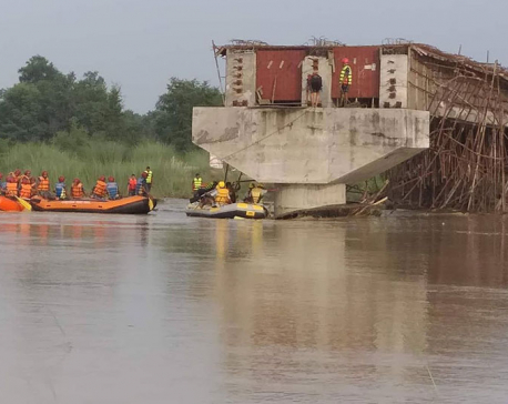 Update: Rautahat boat capsize: 2 dead,21 rescued, 3 missing (photo feature)