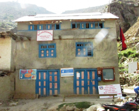 Locals padlock RM's office in Jumla against financial irregularities